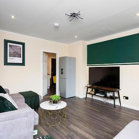 Stylish 3 Bed Edinburgh Abode-Parking And Garden Leilighet Eksteriør bilde